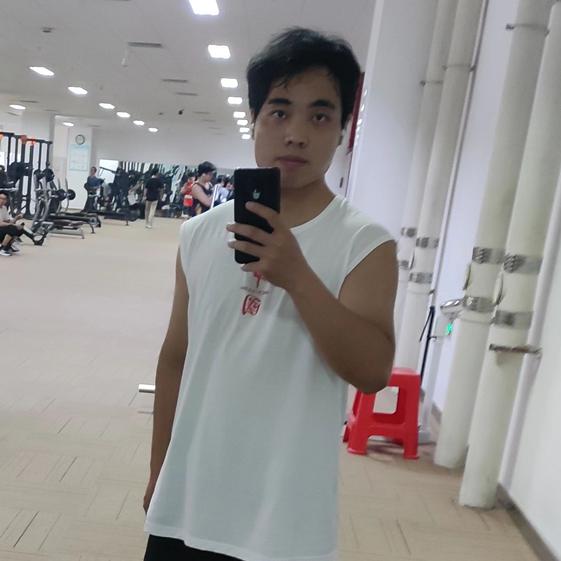 XIANGUI ZHANG 张宪贵