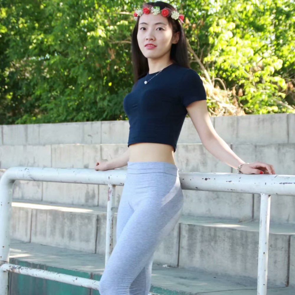 QIAOZAN QIAN 钱巧赞