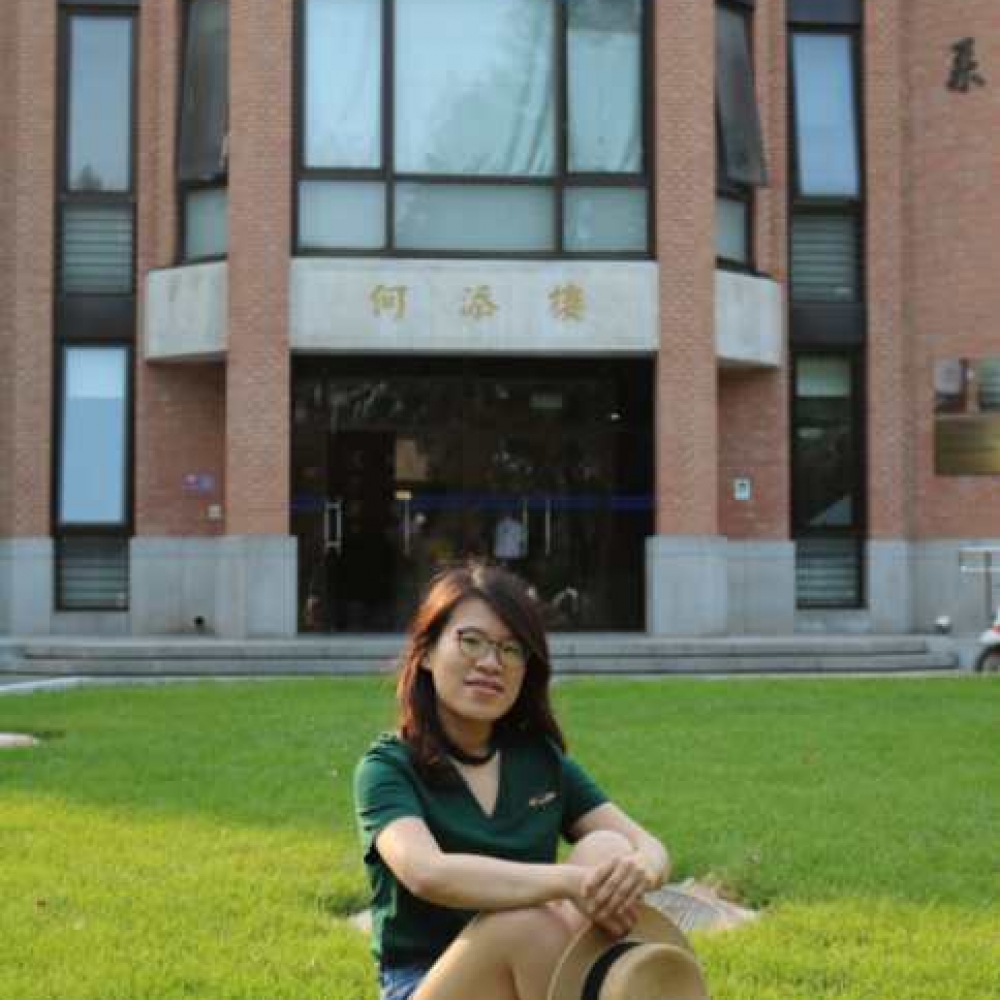 Zhixing Lu 卢至行